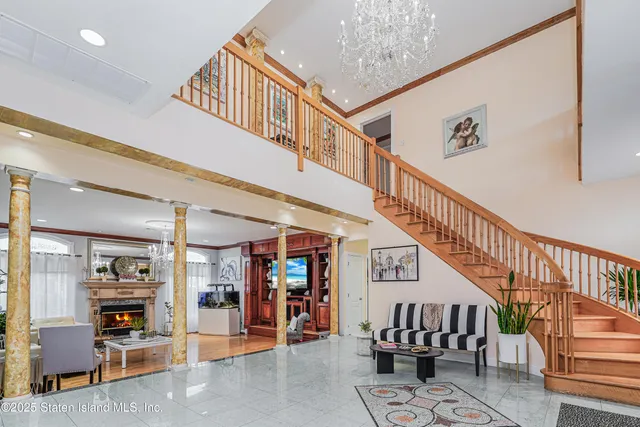 $2,050,000 | 90 Giegerich Avenue | Tottenville