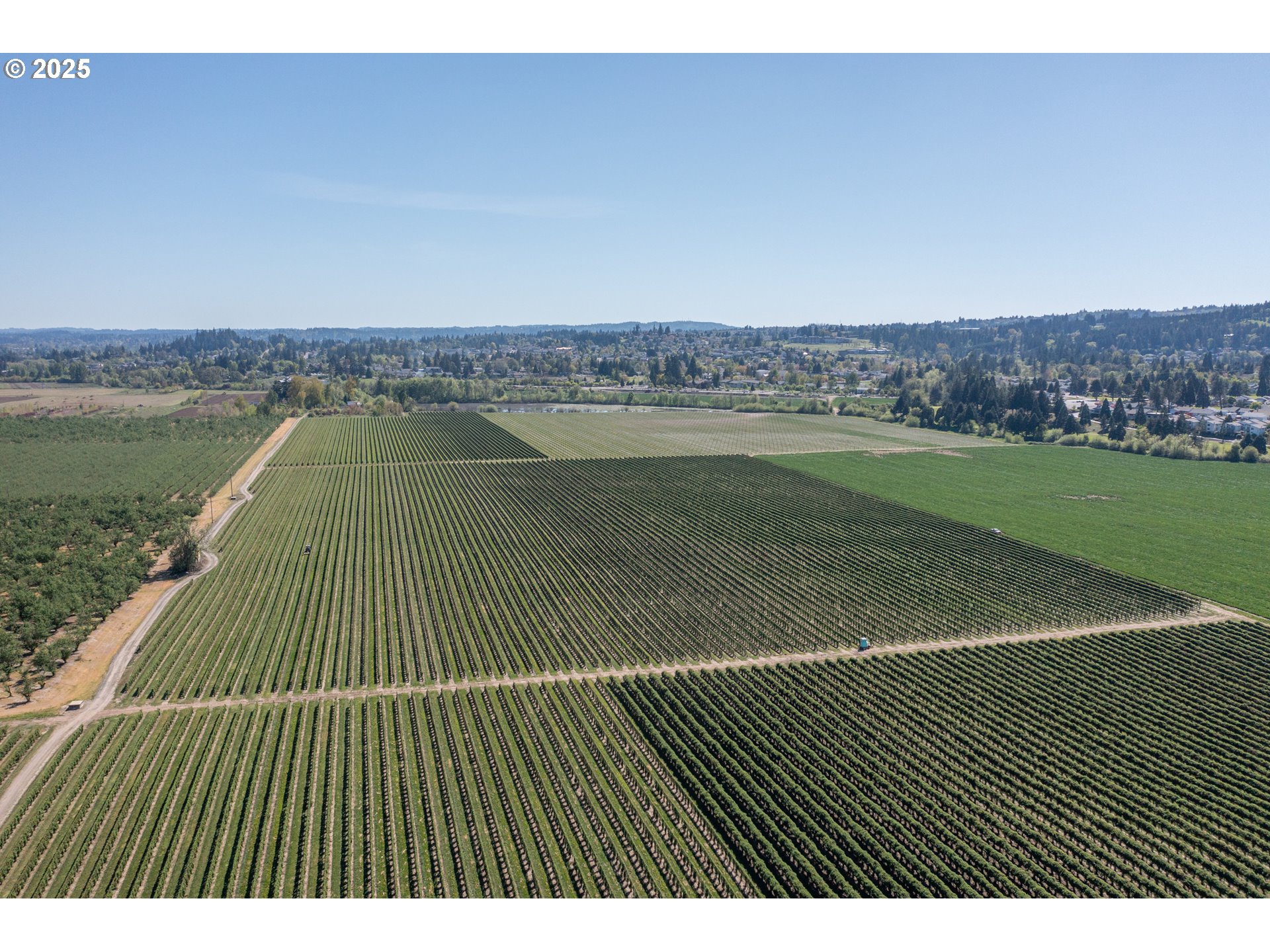 3372 Riverbend Road Salem, OR 97304 - Photo 6 of 40 a view of lake from balcony