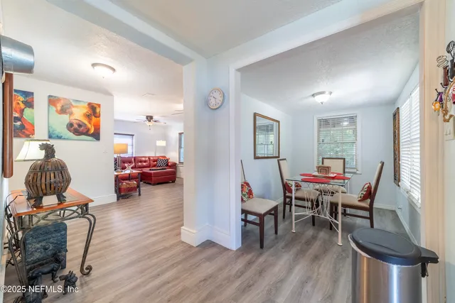 $399,000 | 942 Highway 20, Interlachen, FL 32148