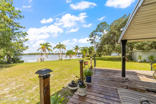 $399,000 | 942 Highway 20, Interlachen, FL 32148