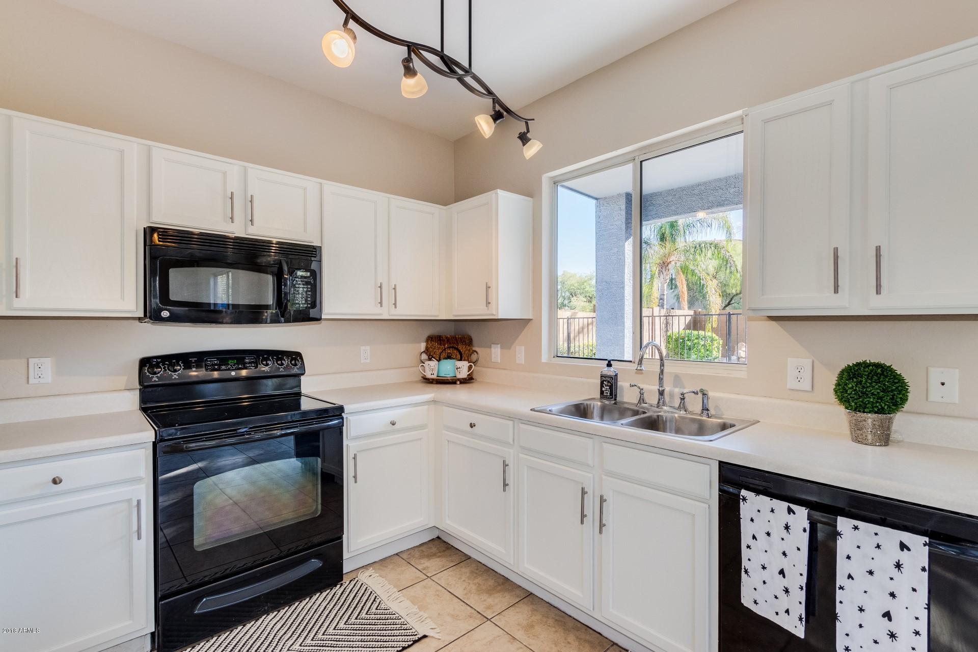 2673 East Del Rio Street Gilbert, AZ 85295 - Photo 10 of 33 Del Rio - 2673 (13)