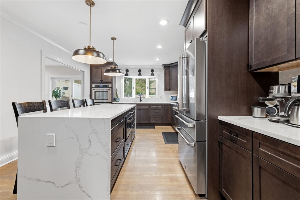 25 Clearwater Road Brookline, MA 02467 - Photo 12 of 35