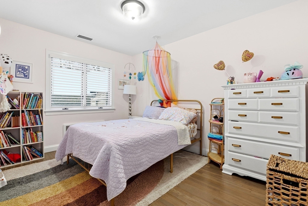 25 Clearwater Road Brookline, MA 02467 - Photo 23 of 35