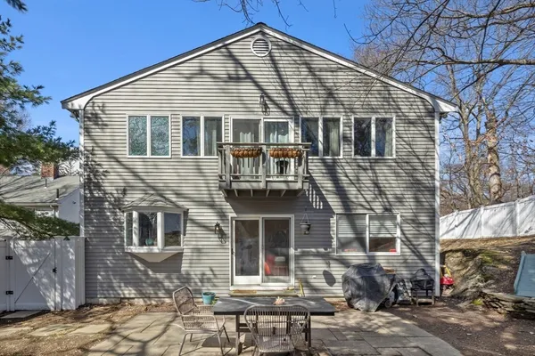 $1,799,999 | 25 Clearwater Road, Brookline, MA 02467
