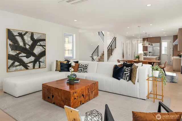 $2,349,000 | 14859 Site 9 Ne 2nd Court, Bellevue, WA 98007