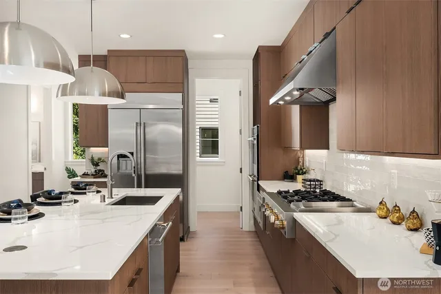 $2,349,000 | 14859 Site 9 Ne 2nd Court, Bellevue, WA 98007