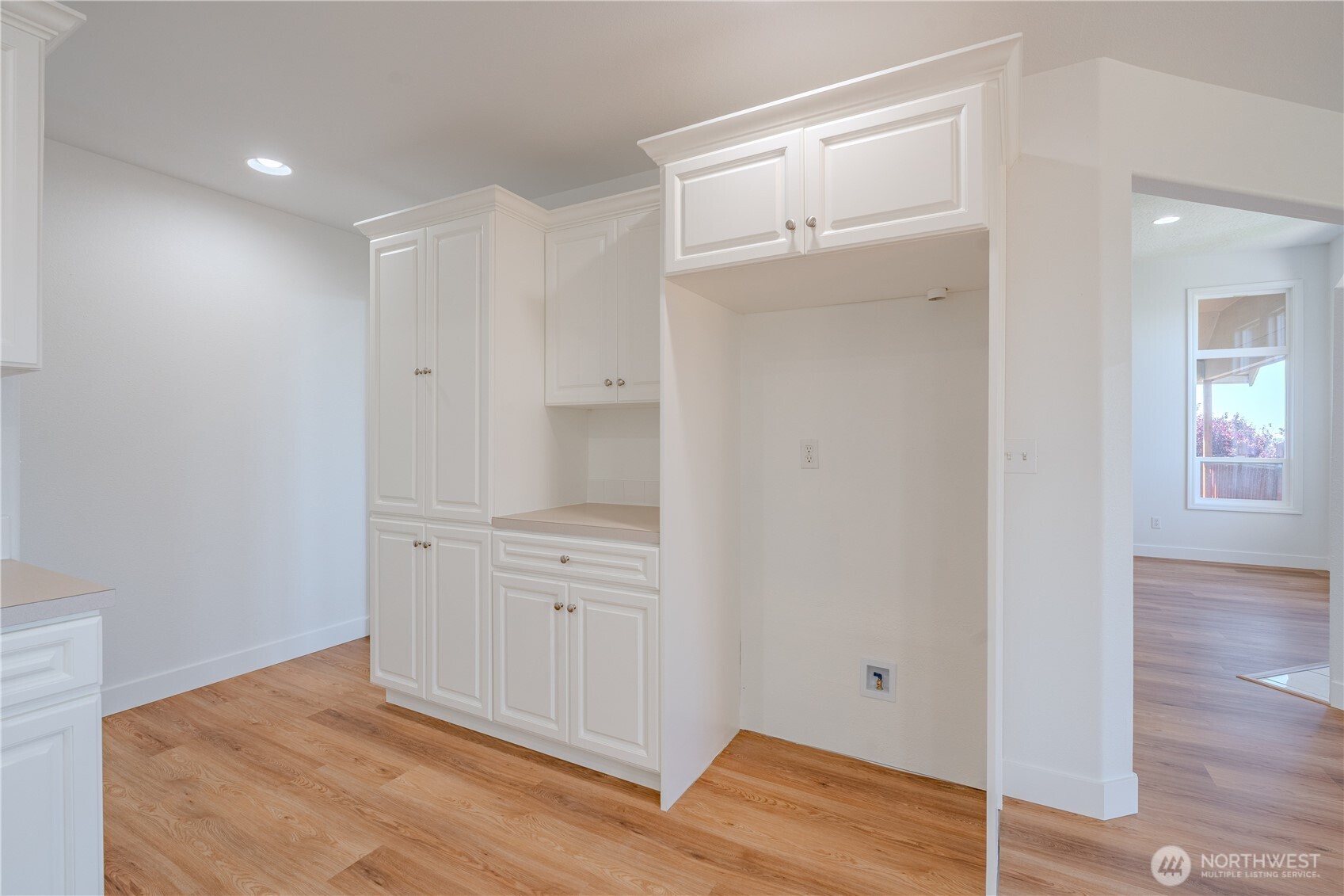 642 East Pioneer Loop La Center, WA 98629 - Photo 15 of 40