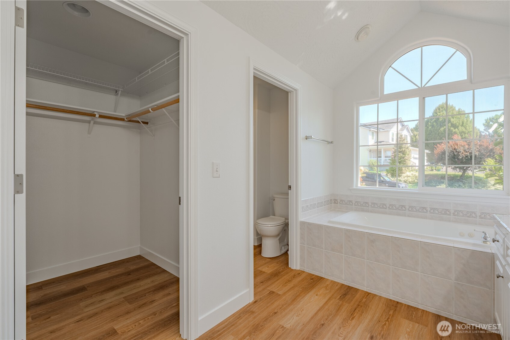 642 East Pioneer Loop La Center, WA 98629 - Photo 24 of 40