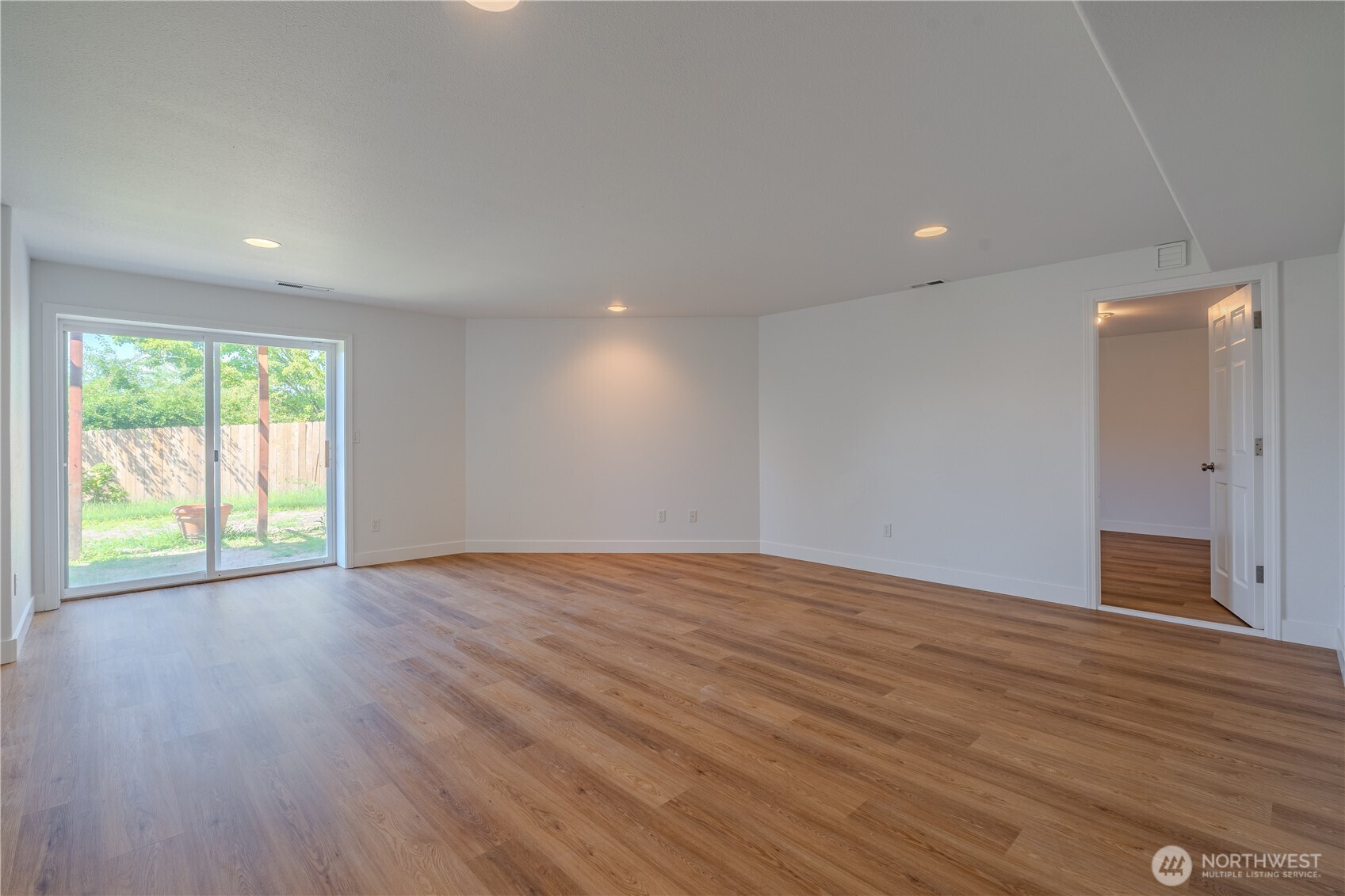 642 East Pioneer Loop La Center, WA 98629 - Photo 25 of 40