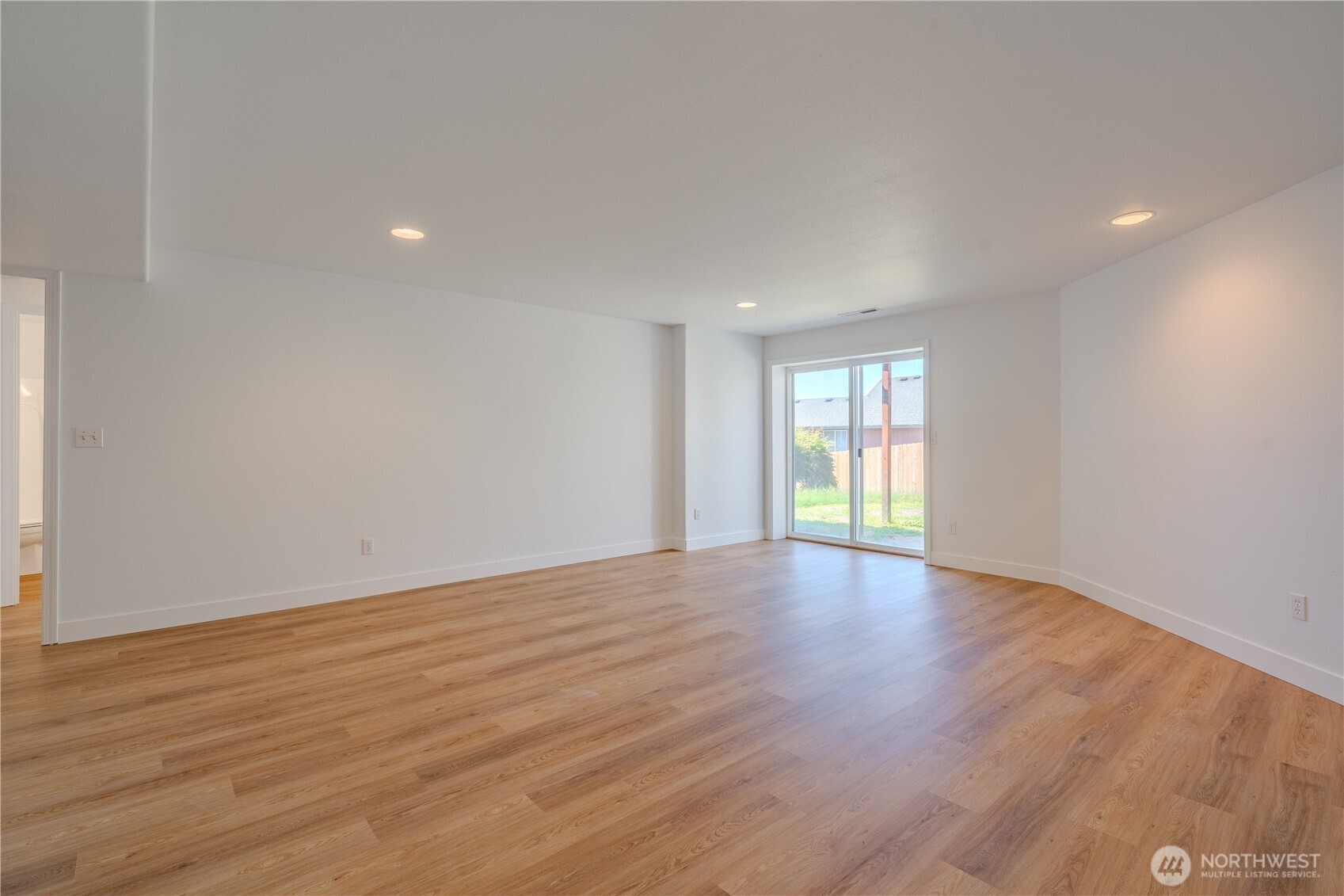 642 East Pioneer Loop La Center, WA 98629 - Photo 26 of 40