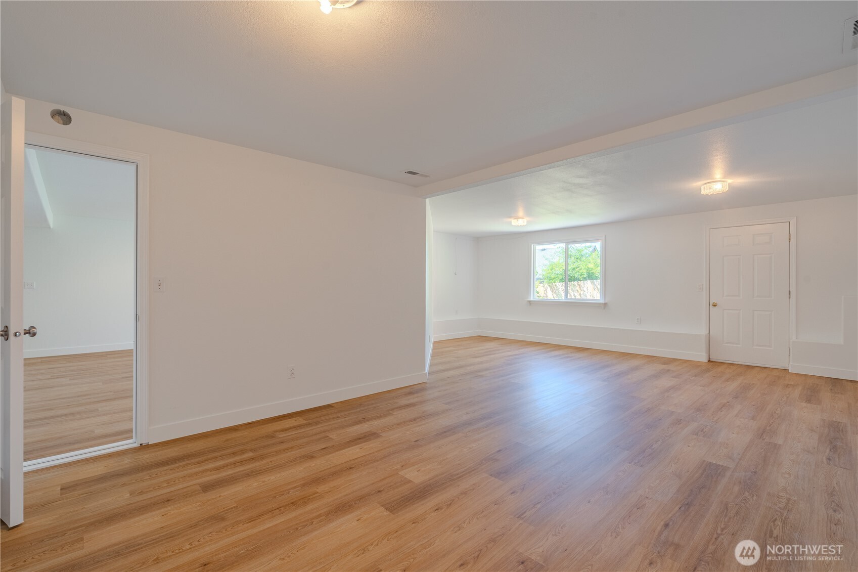 642 East Pioneer Loop La Center, WA 98629 - Photo 29 of 40