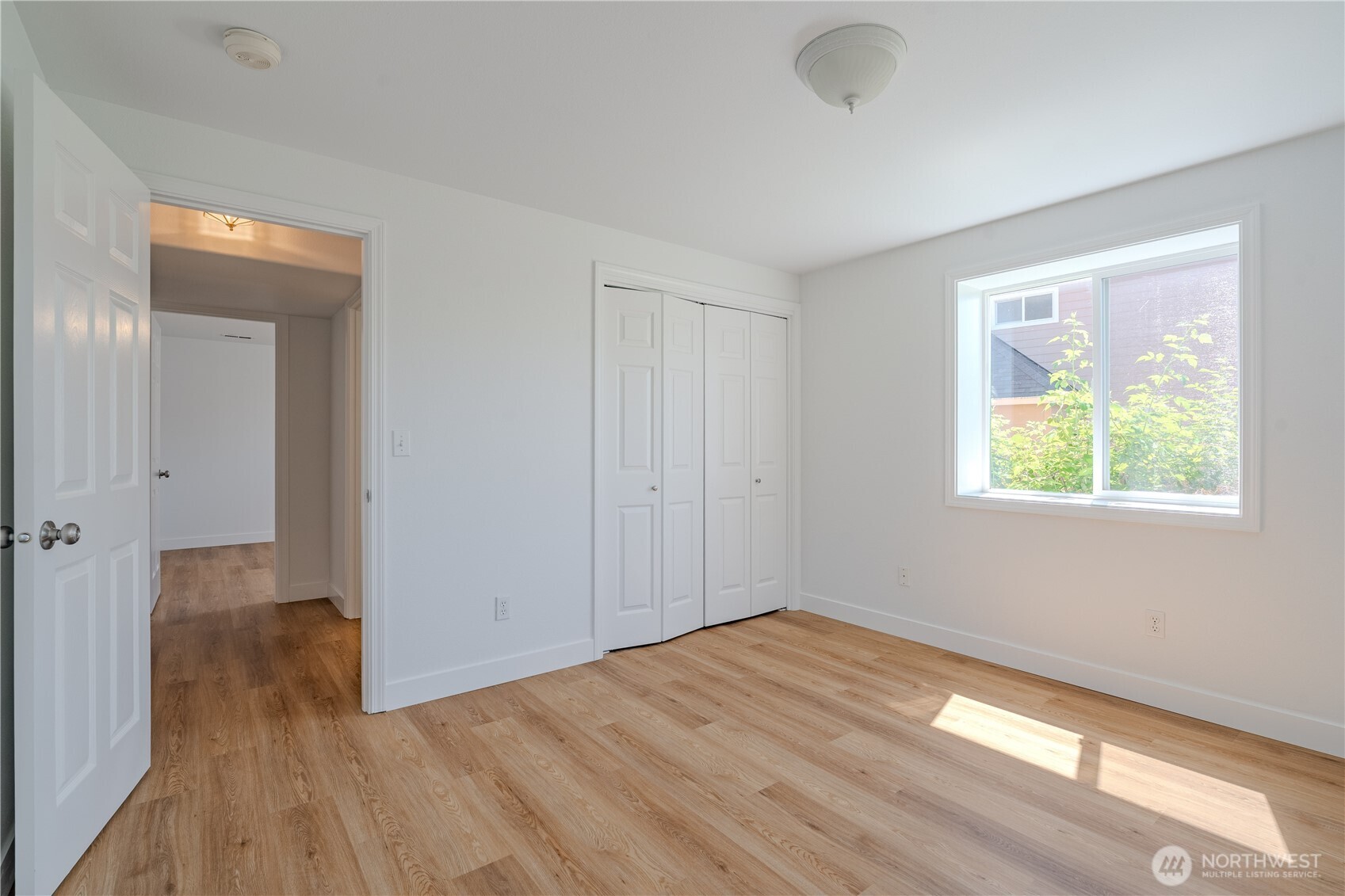 642 East Pioneer Loop La Center, WA 98629 - Photo 36 of 40