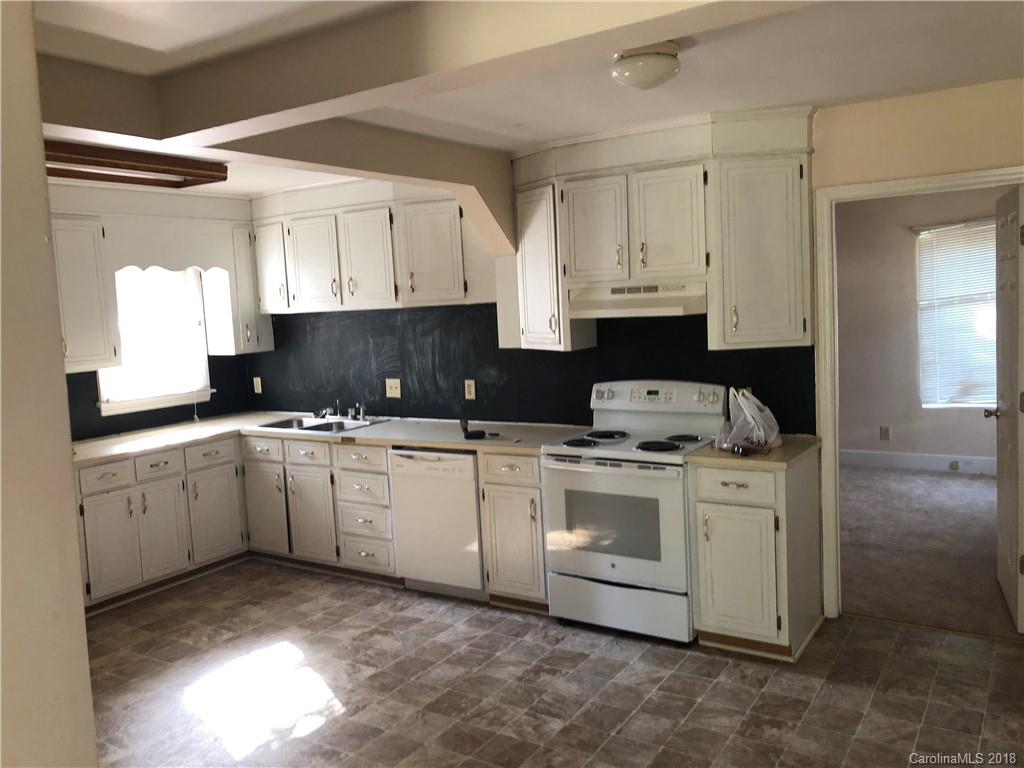 1315 Skyview Road, Unit 5 Charlotte, NC 28208 - Photo 2 of 16