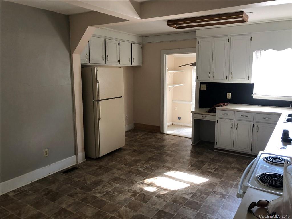 1315 Skyview Road, Unit 5 Charlotte, NC 28208 - Photo 3 of 16