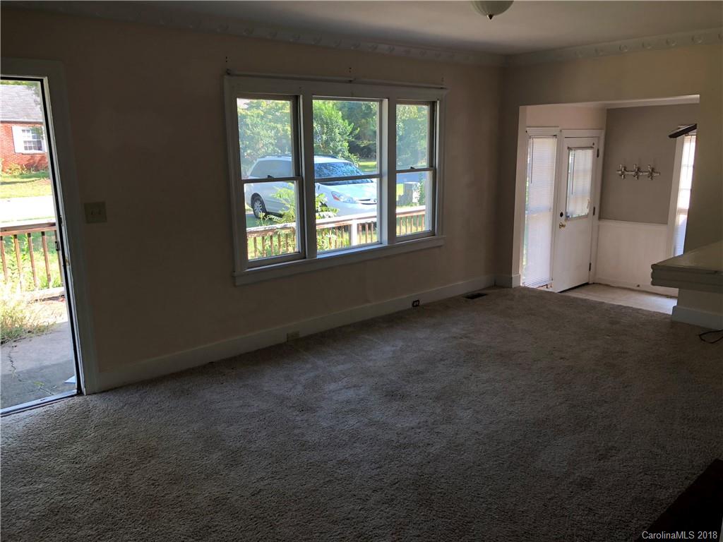 1315 Skyview Road, Unit 5 Charlotte, NC 28208 - Photo 7 of 16