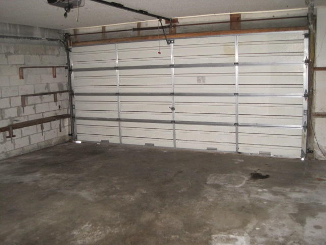 3656 Suncrest Road Lake Worth, FL 33467 - Photo 6 of 11 GARAGE