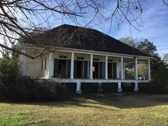 $550,000 | 10826 Pointe Coupee Road, New Roads, LA 70760
