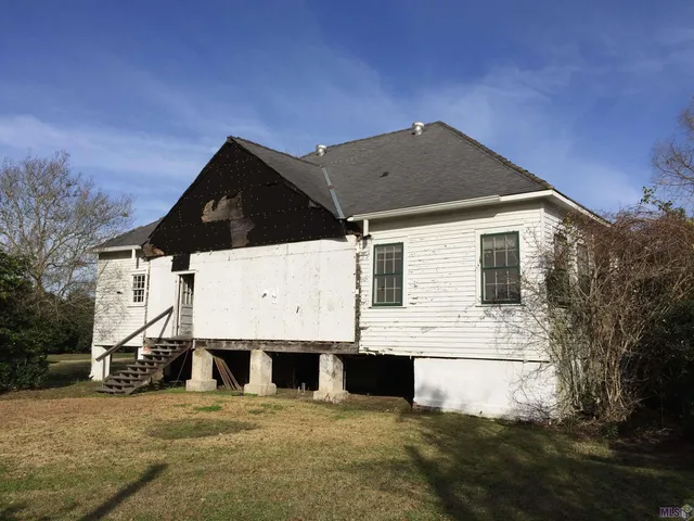 $550,000 | 10826 Pointe Coupee Road, New Roads, LA 70760