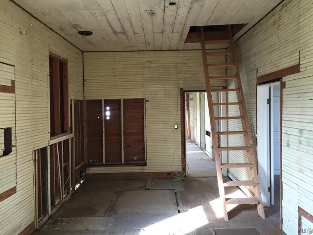 $550,000 | 10826 Pointe Coupee Road, New Roads, LA 70760