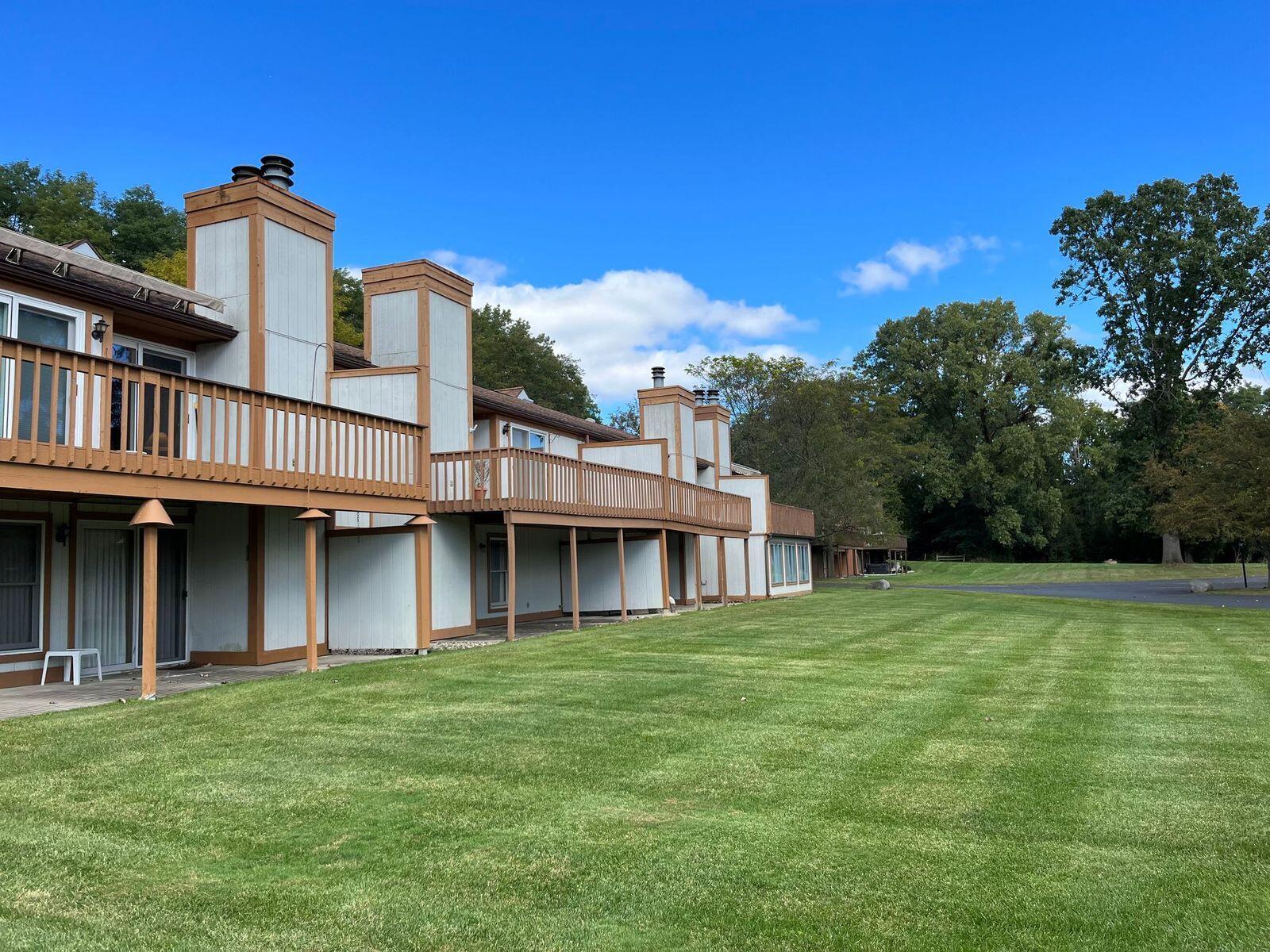 2015 Rendall Drive, Unit 19 Jackson, MI 49201 - Photo 36 of 36 2015 Rendall 35