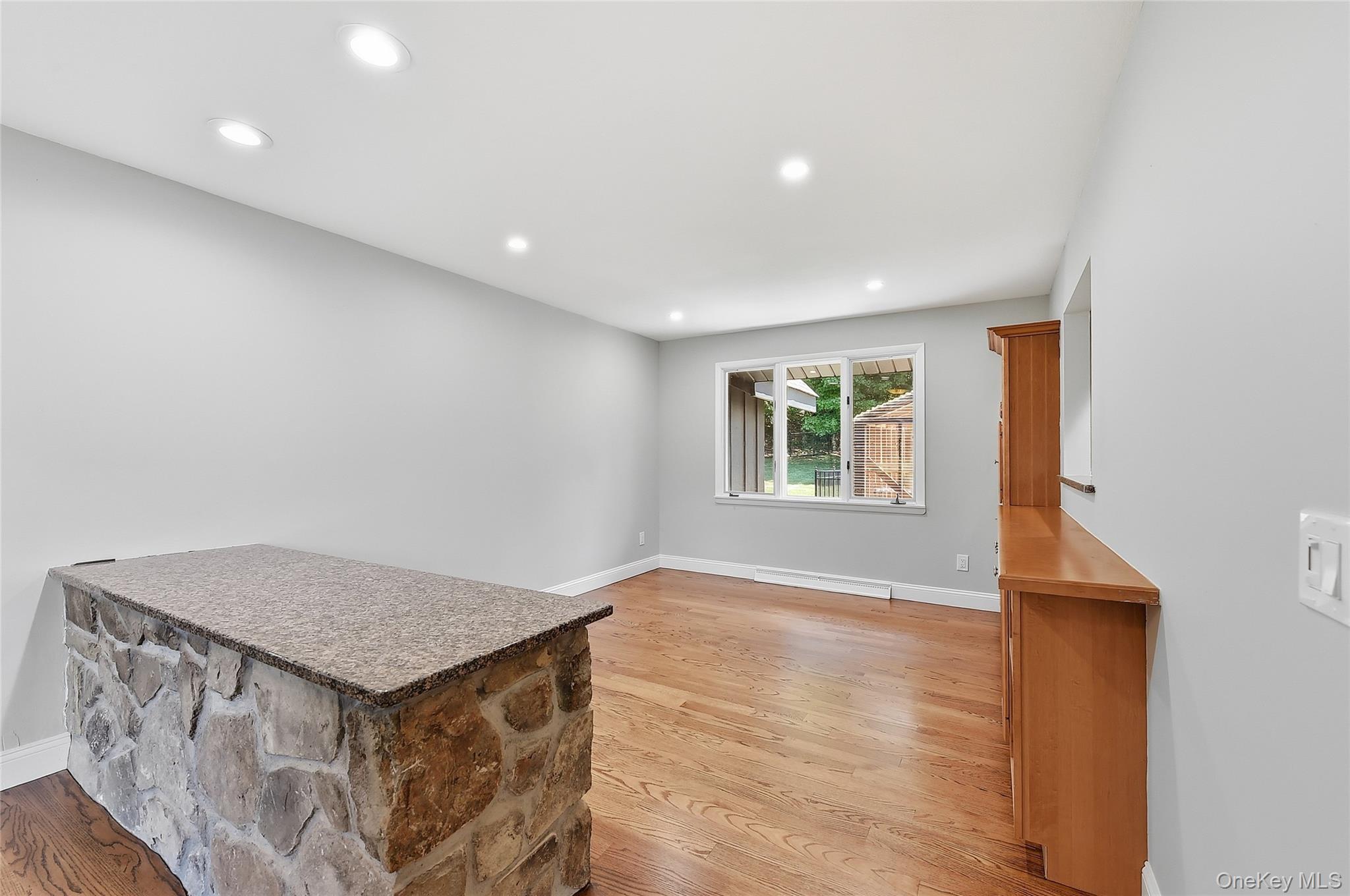 475 North Riverside Road Highland, NY 12528 - Photo 14 of 49