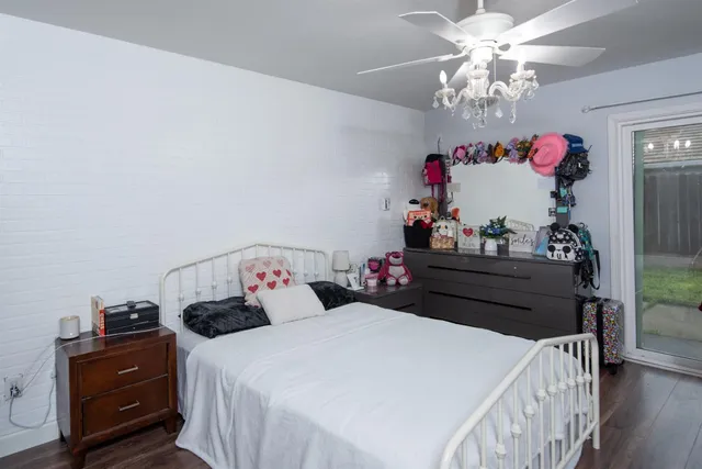 $420,000 | 405 Melbourne Drive, Modesto, CA 95357