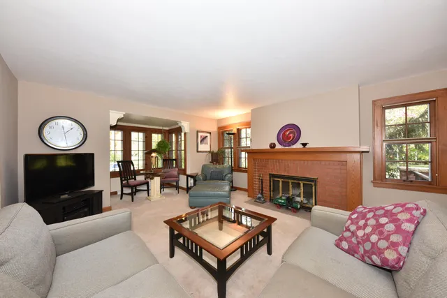 $469,900 | 5531 South 110th Street, Hales Corners, WI 53130