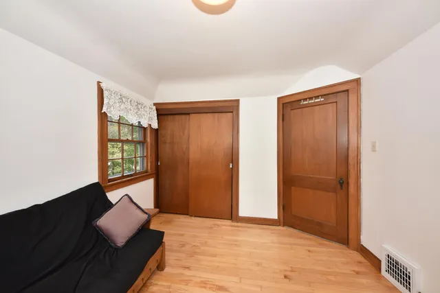 $469,900 | 5531 South 110th Street, Hales Corners, WI 53130