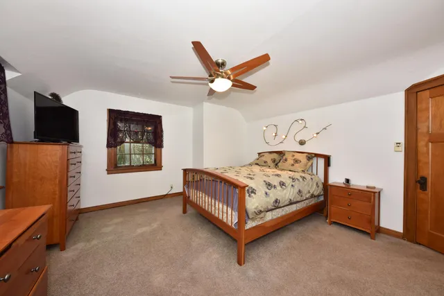 $469,900 | 5531 South 110th Street, Hales Corners, WI 53130