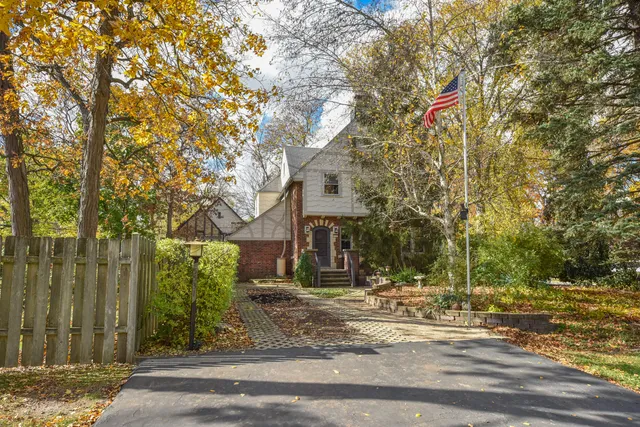 $469,900 | 5531 South 110th Street, Hales Corners, WI 53130