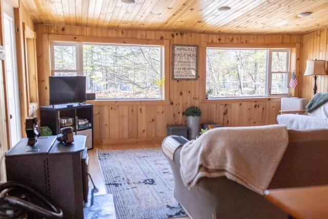 122 Birchwood Road Gray, ME 04039 - Photo 11 of 22 IMG_2321