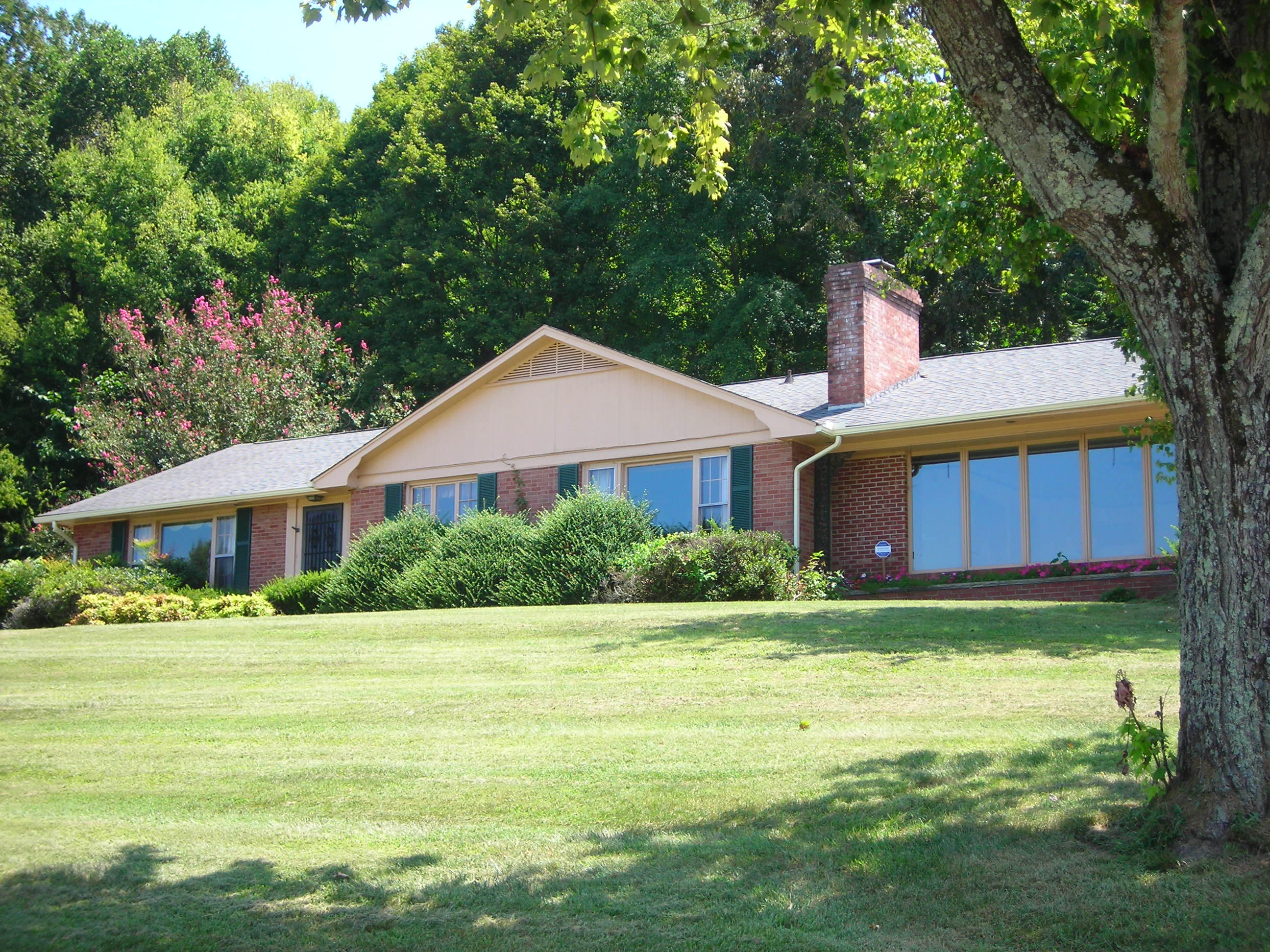 559 River Road Loudon, TN 37774 - Photo 1 of 15 559 RIVERR RD