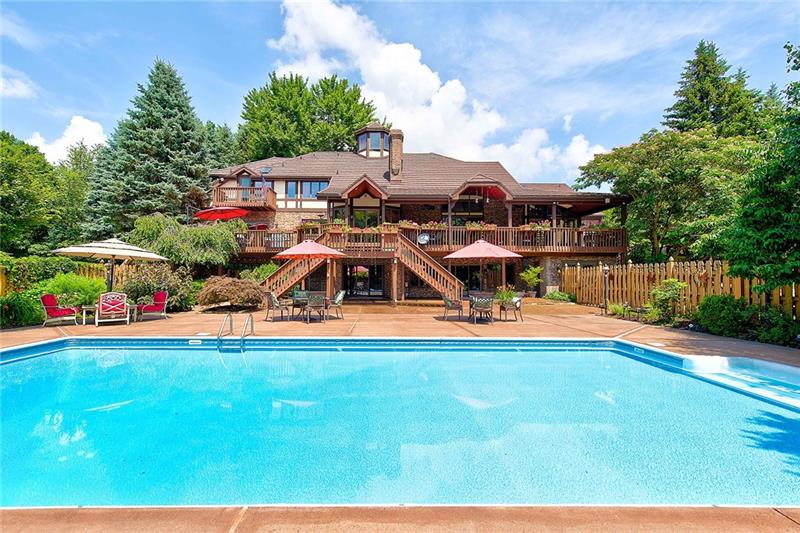 212 Mingo Road Wexford, PA 15090 - Photo 23 of 25 An entertainers dream