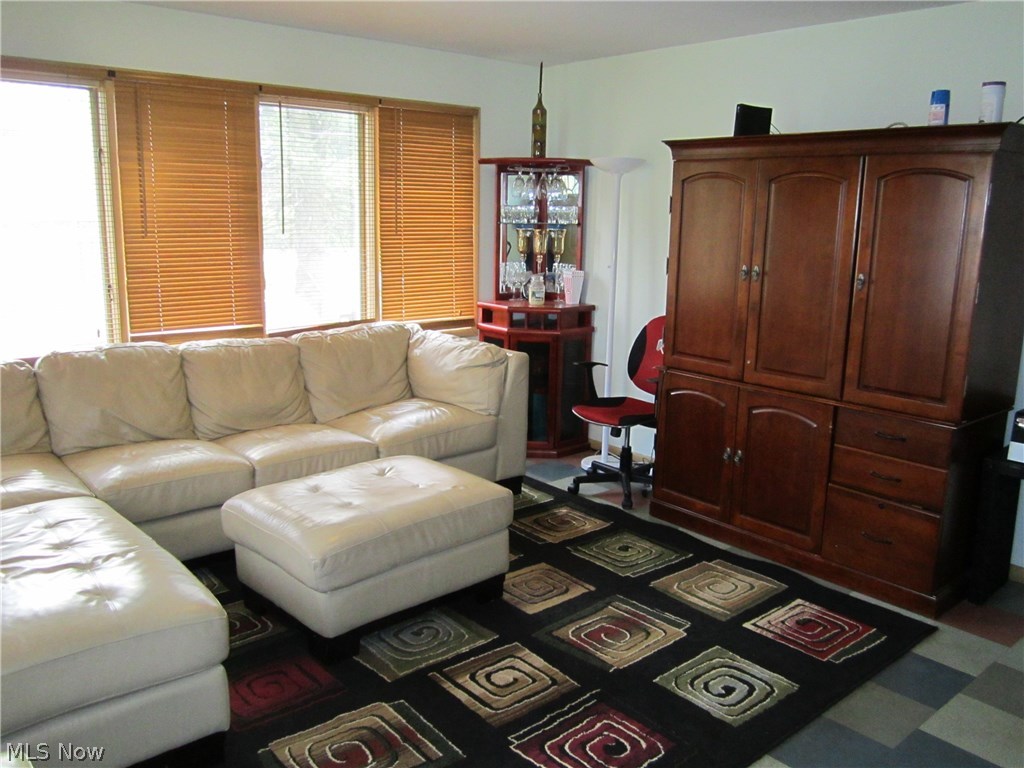 13810 Southington Road Cleveland, OH 44120 - Photo 13 of 20 Another view of family room.
