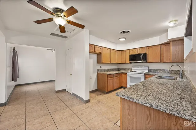 $450,000 | Undisclosed Address, Delano, CA 93215