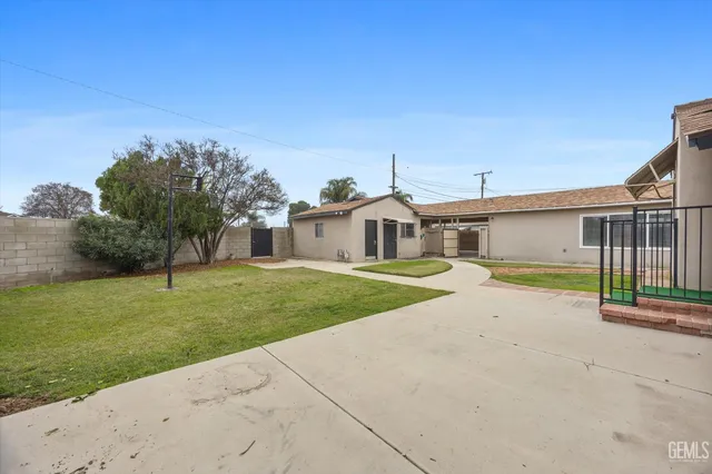 $450,000 | Undisclosed Address, Delano, CA 93215