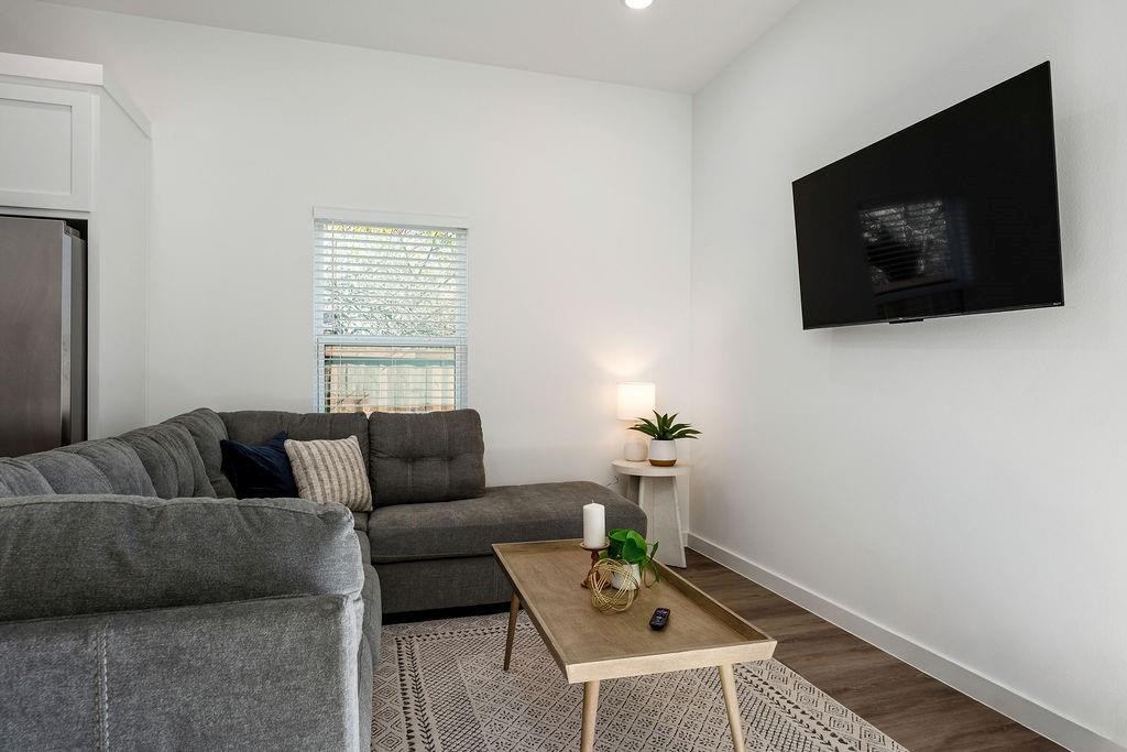 1313 Hunt Street Commerce, TX 75428 - Photo 7 of 25