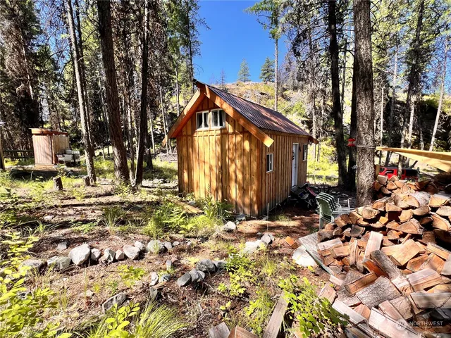 a view of outdoor space with trees