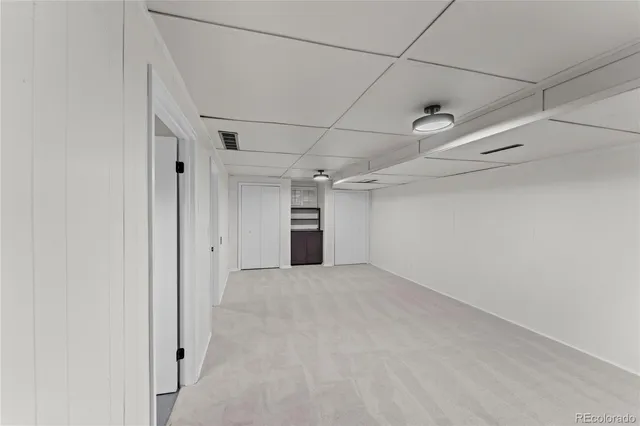 a view of empty room