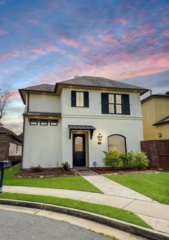 a house that has a lot of windows in it