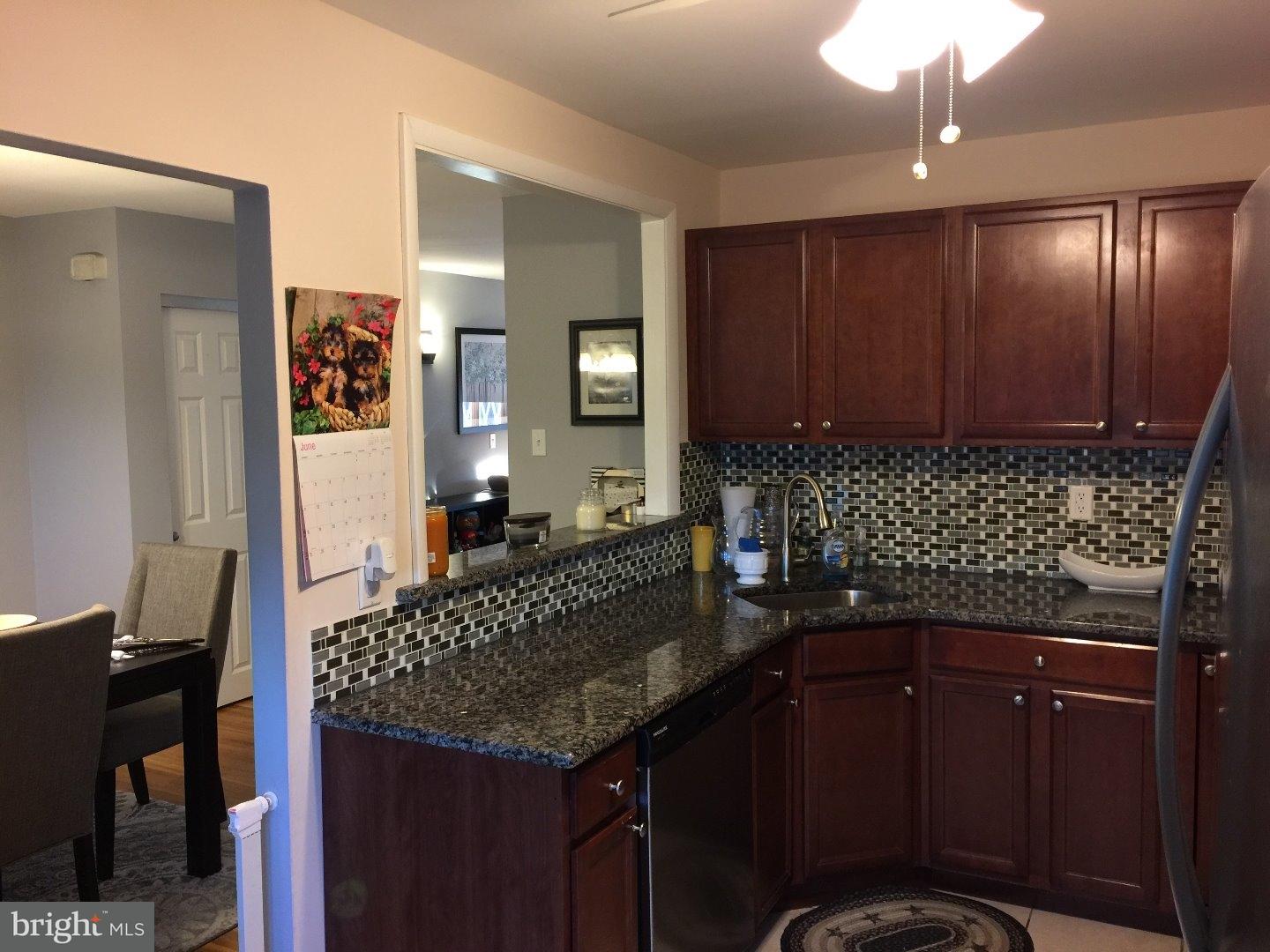 12525 Chilton Road Philadelphia, PA 19154 - Photo 6 of 14 Kitchen