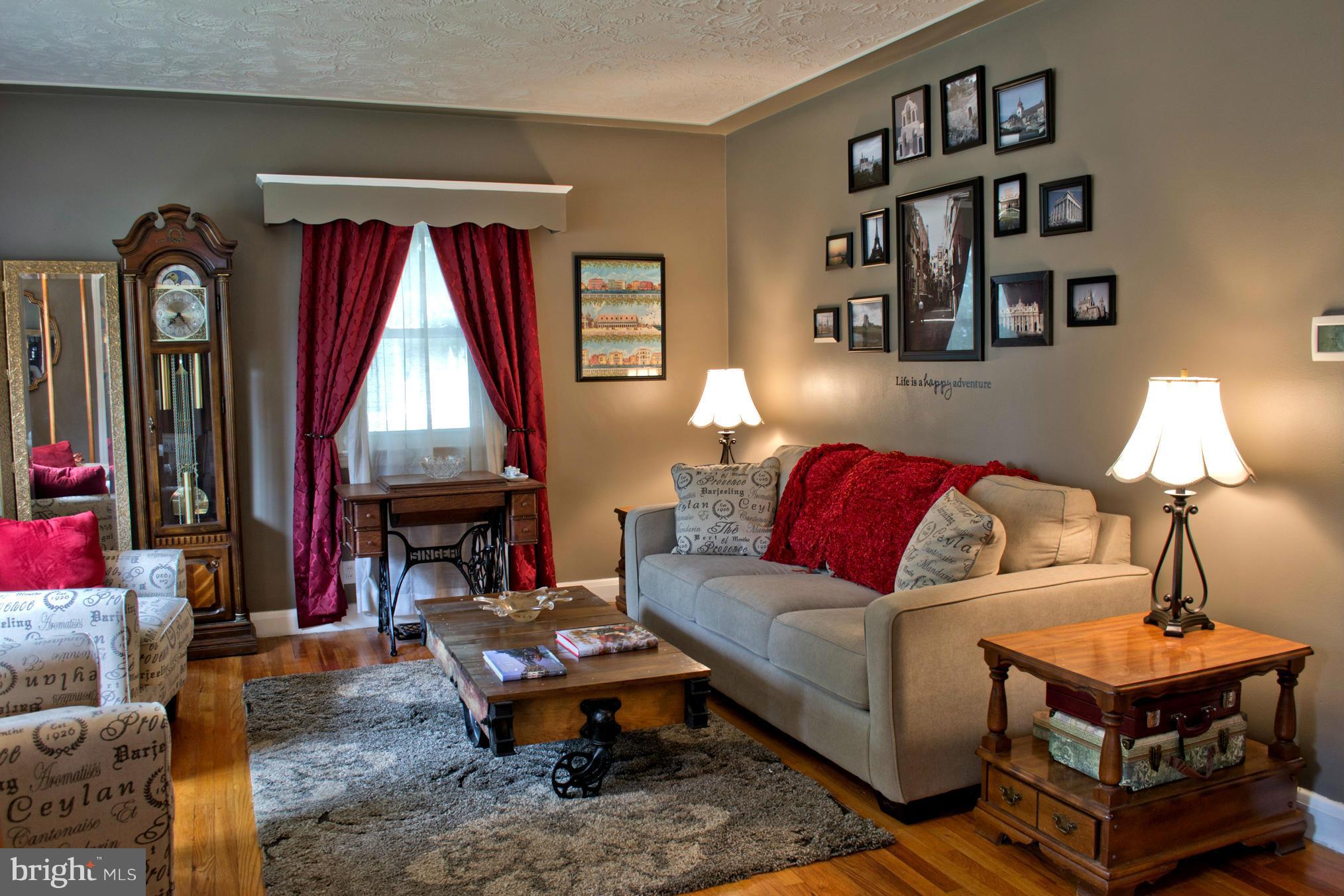 736 Hopewell Road Rising Sun, MD 21911 - Photo 5 of 26 Living Room