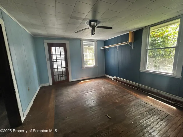 a view of empty room with window