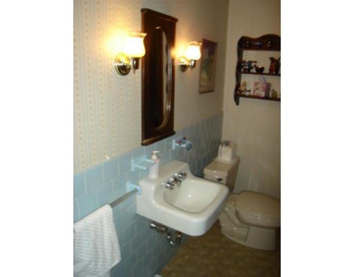 37 Harrington Road Charlton, MA 01507 - Photo 18 of 24 Gallery Image 18