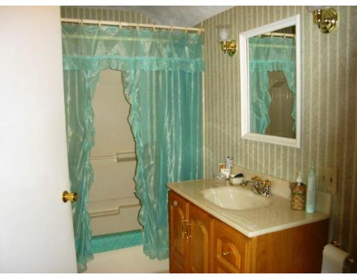 37 Harrington Road Charlton, MA 01507 - Photo 23 of 24 Gallery Image 23