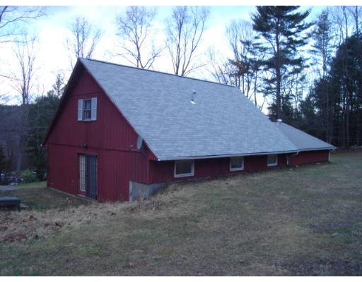 37 Harrington Road Charlton, MA 01507 - Photo 5 of 24 Gallery Image 5