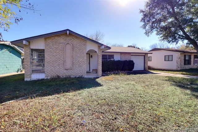 $1,500 | 304 Deborah Drive, Converse, TX 78109