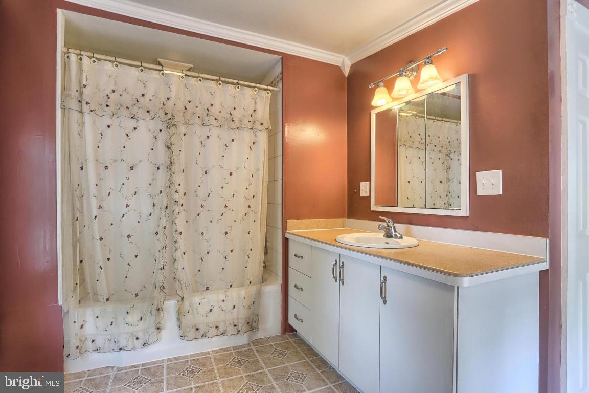 21 South Reamstown Road Reamstown, PA 17567 - Photo 28 of 43 Gallery Image 28