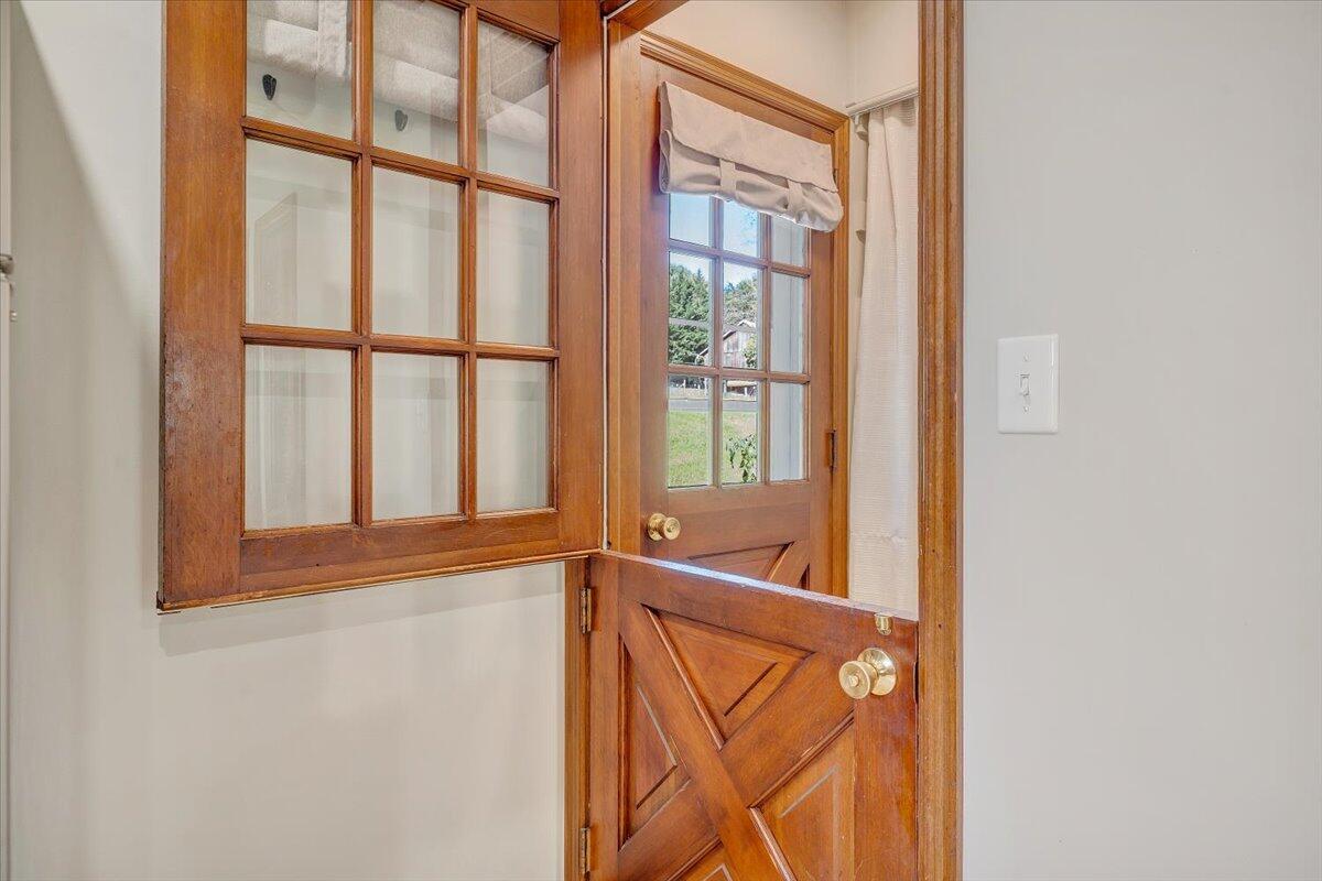 5785 Cloverdale Road Roanoke, VA 24019 - Photo 31 of 67 28-MIB00037