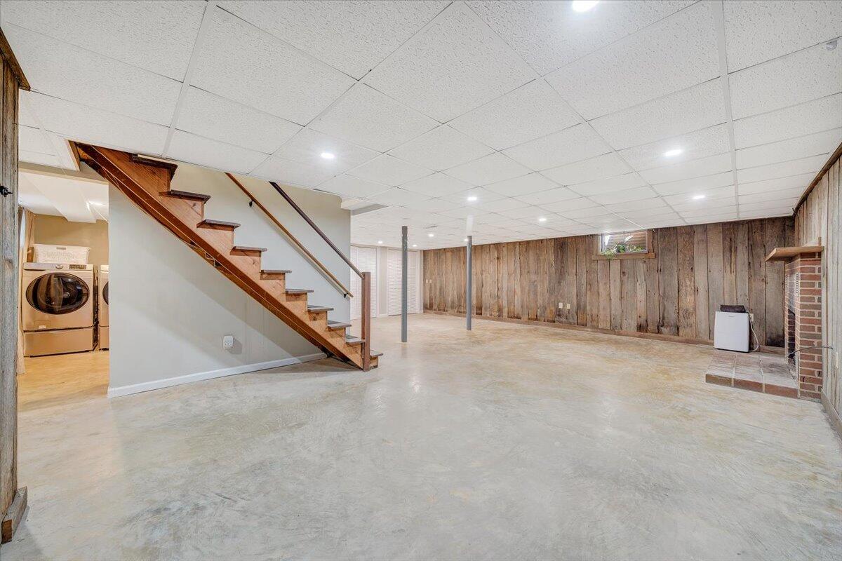 5785 Cloverdale Road Roanoke, VA 24019 - Photo 38 of 67 35-MIB00055